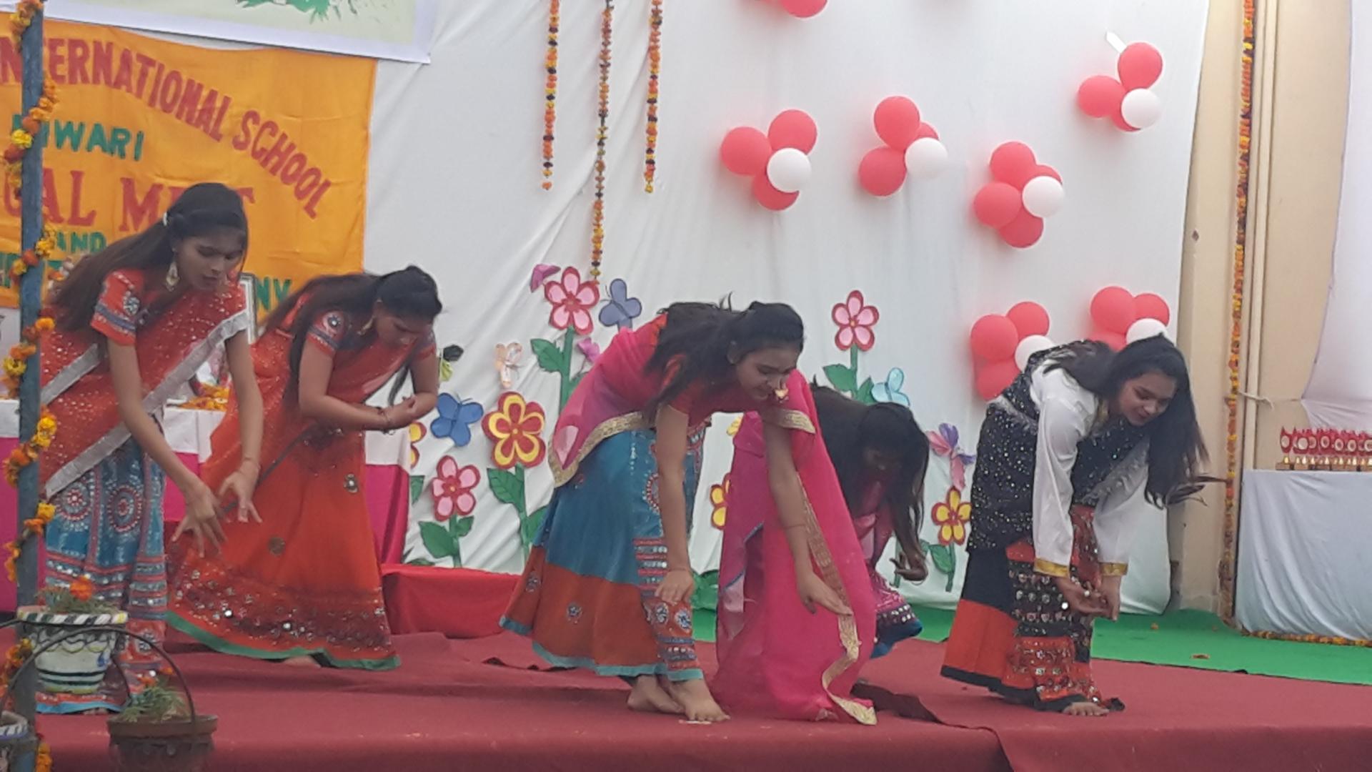 Dance competition World Scouting