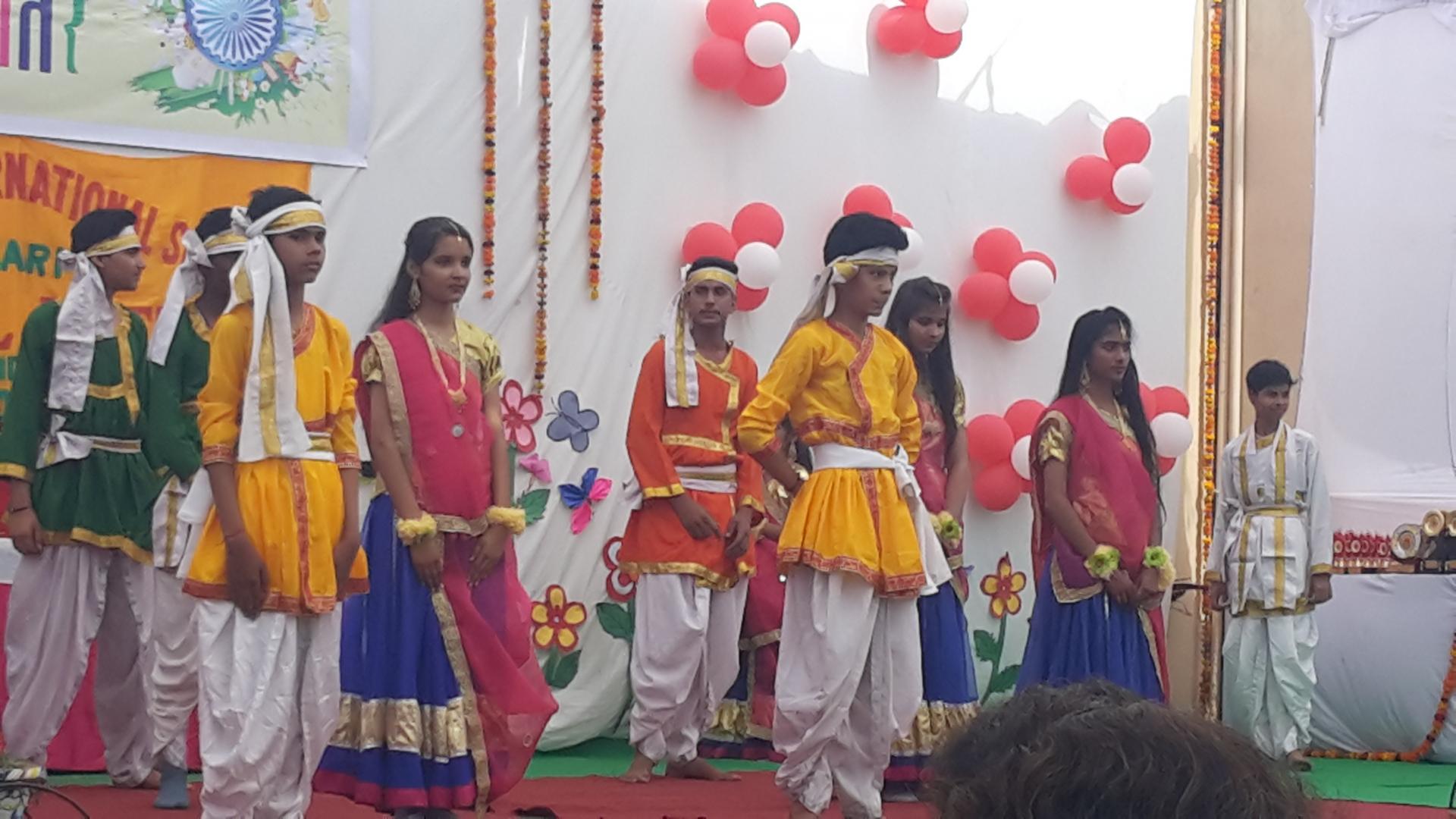 Dance competition World Scouting