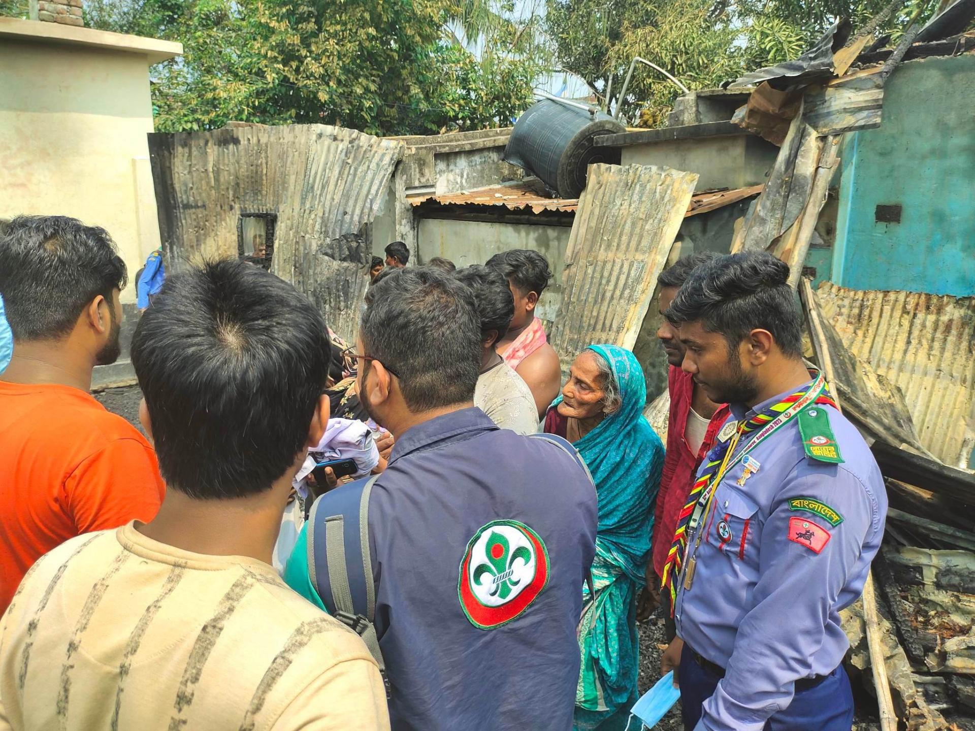 Fire volunteering in Notonhat World Scouting