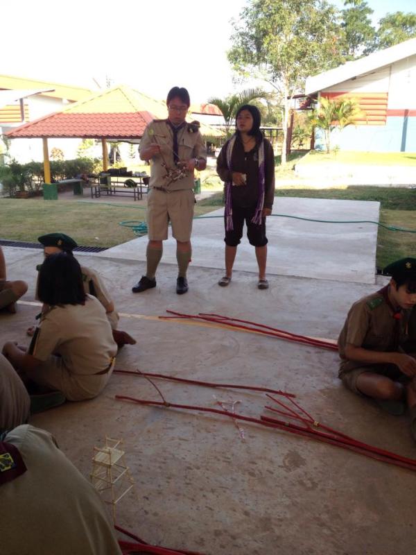 Teaching modeling. Rover Scout of Banphue industrial and community education College , Udon Thani Province, Thailand.