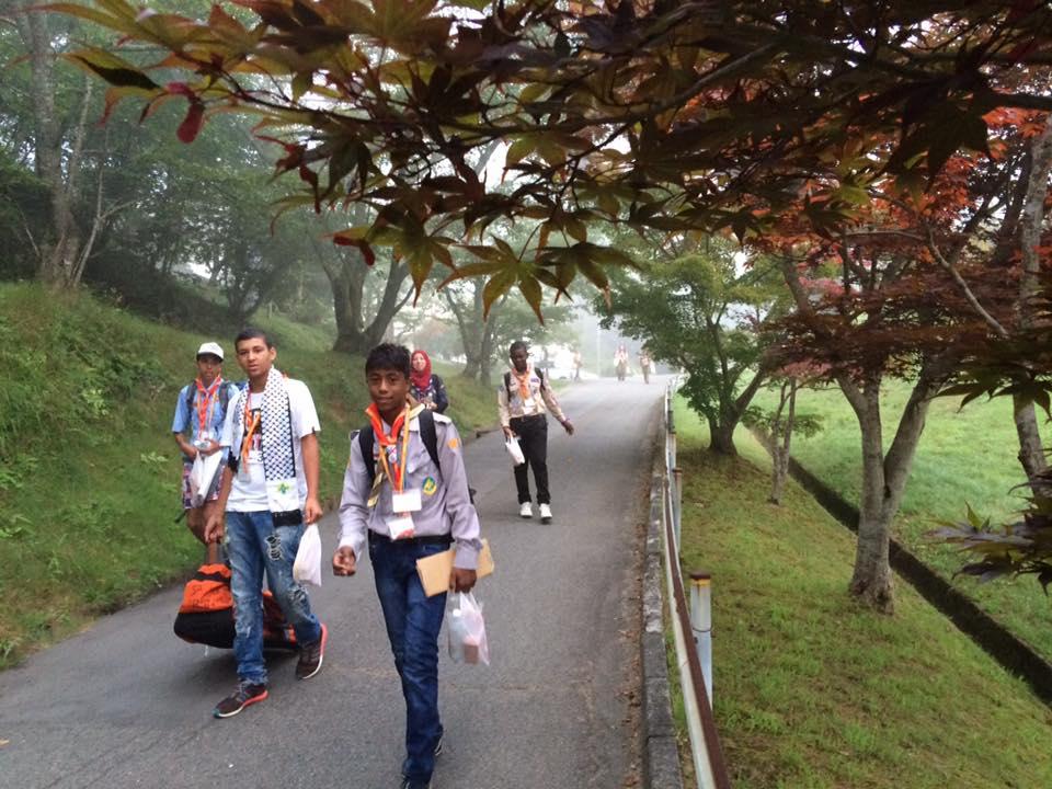 Jamboree scouts going to the Peace Memorial Ceremony in Hiroshima