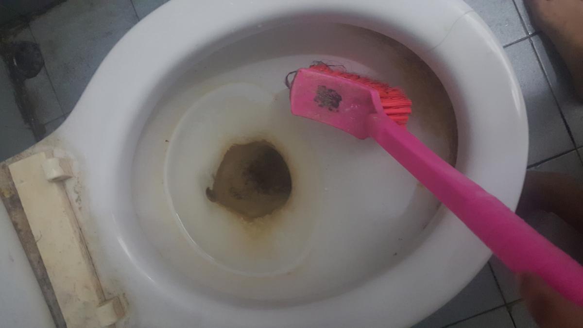 ทำความสะอาดห้องน้ำ