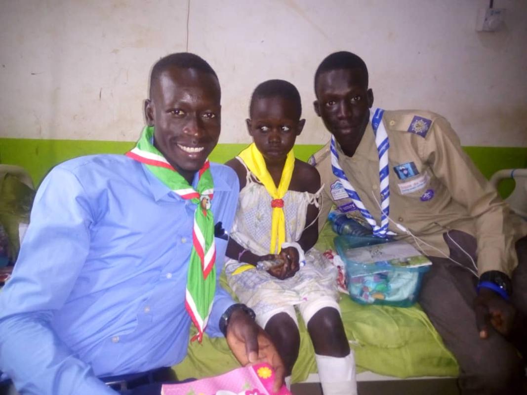 SCOUTS PRESENTING GIFTS OF HOPE