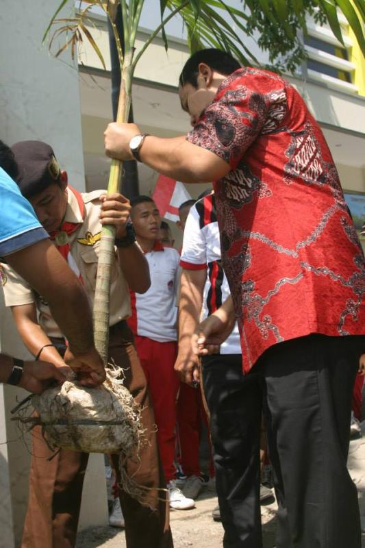 Pramuka Peduli Lingkungan DKR Semarang Utara