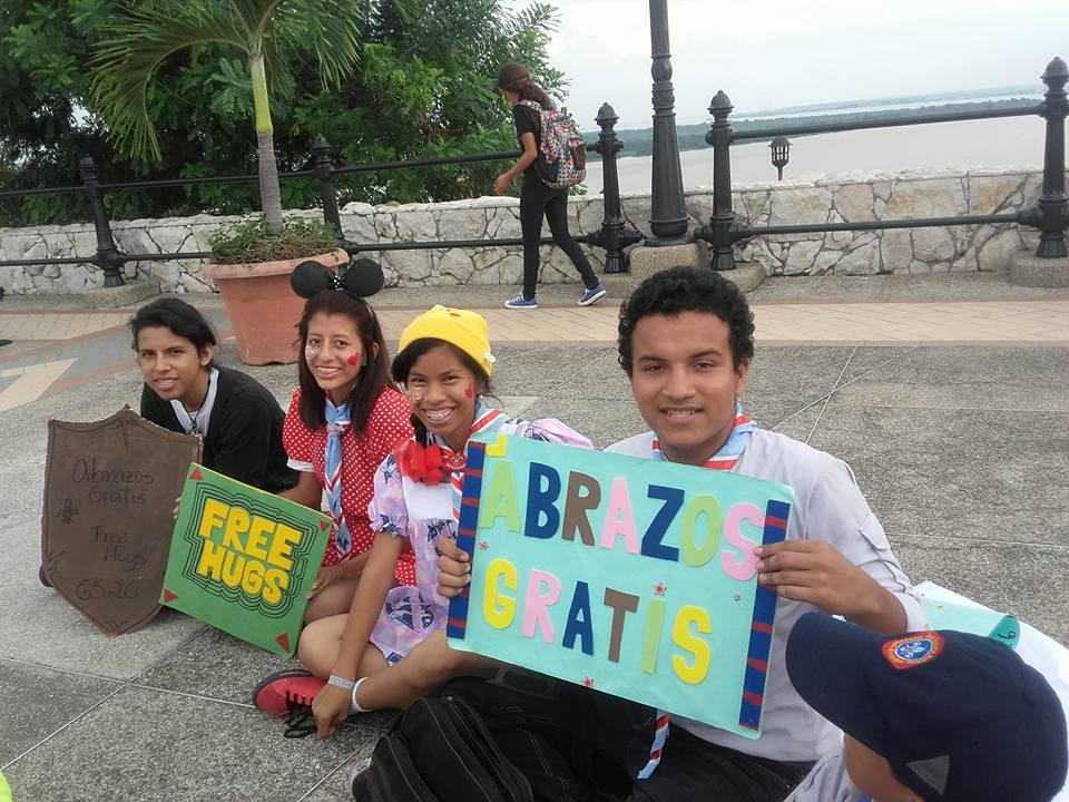 Campaña de abrazo gratis