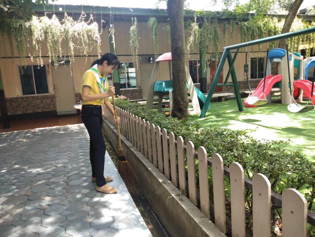 กิจกรรมจิตอาสากวาดรางน้ำ