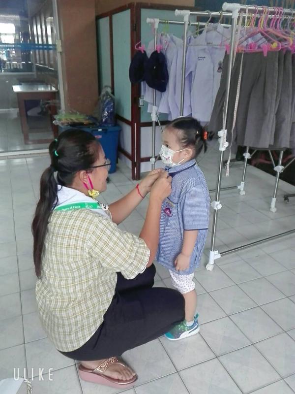 งานเครื่องแบบนักเรียน(ฝ่ายอำนวยการ)