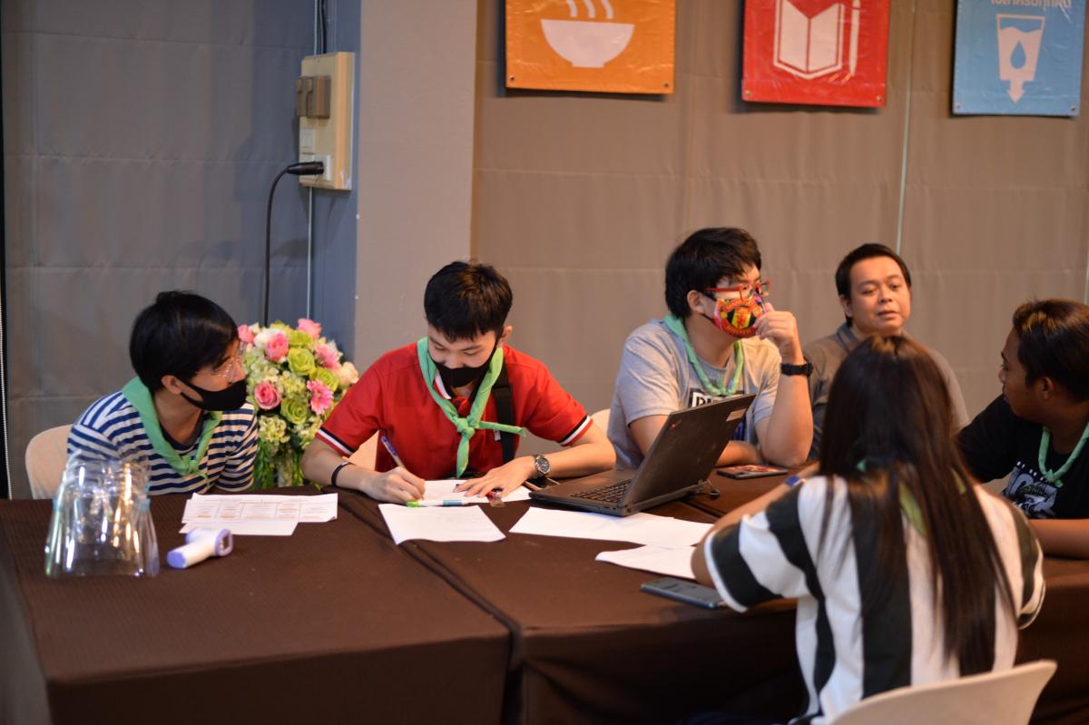 เป็นวิทยากรอบรมการจัดองค์ประกอบภาพ