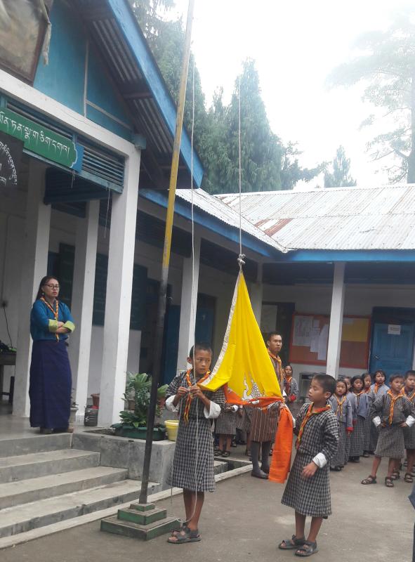 the parts of flag and how to hoist World Scouting