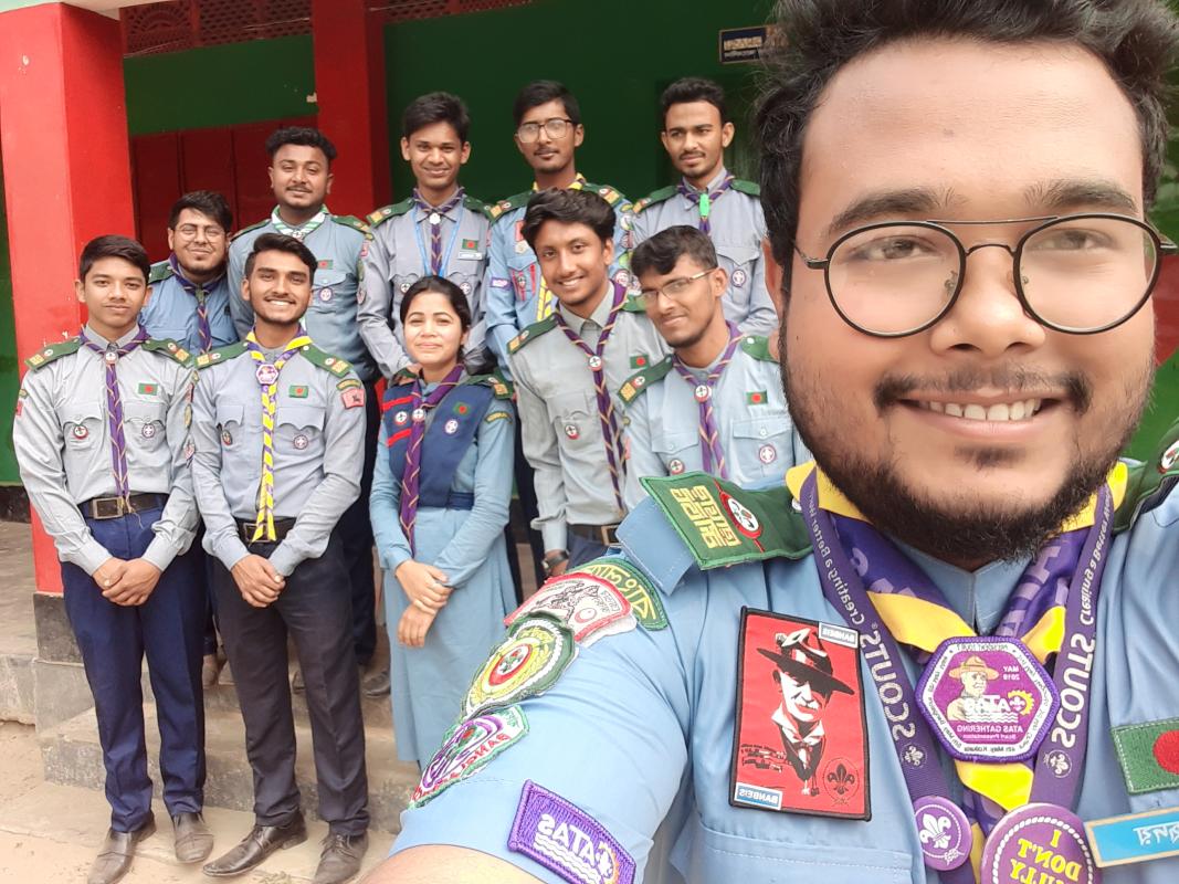 ক্রু মিটিং