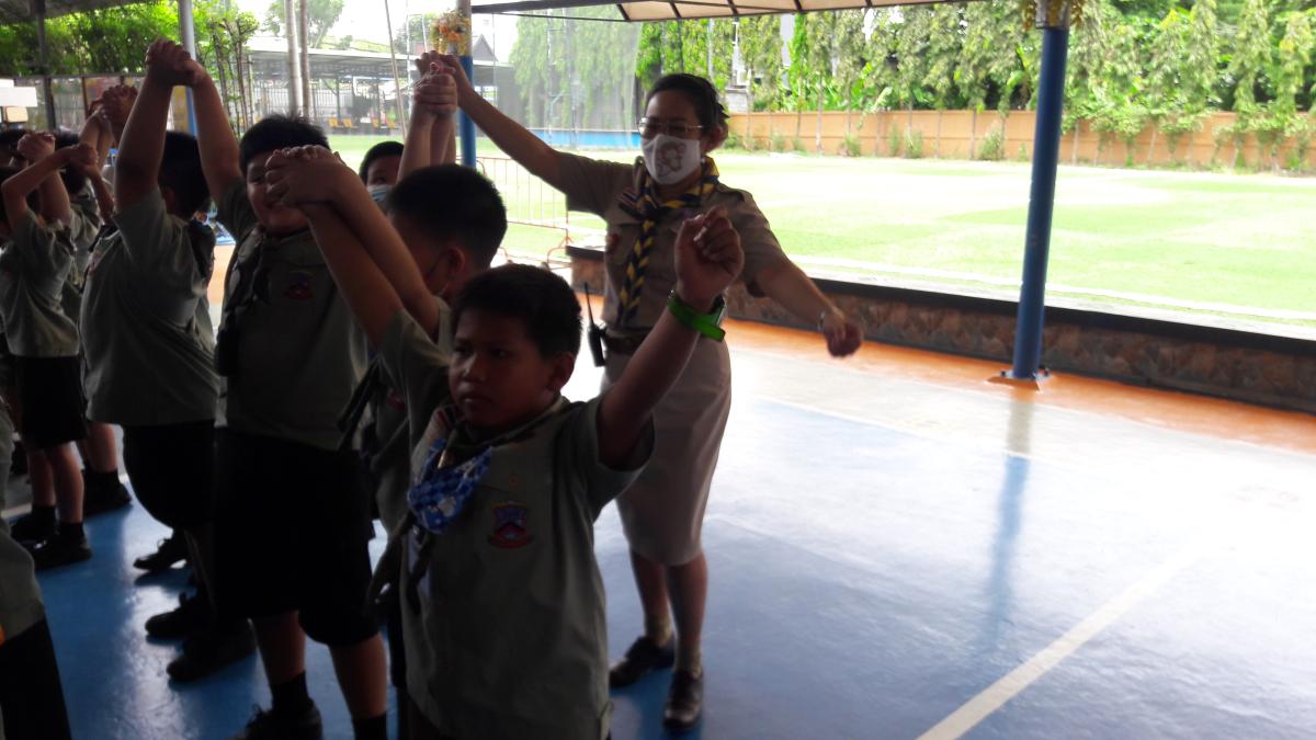 ร่วมกิจกรรม Mop Dance