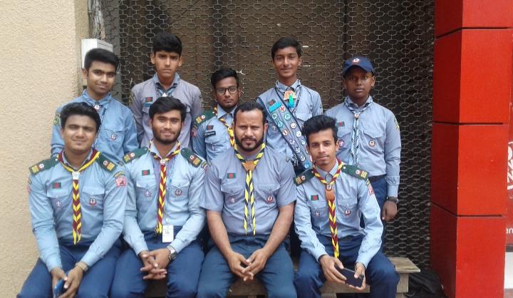 নিরাপদ চলাচলের জন্য ফুটওভার ব্রীজ এবং আন্ডারপাস ব্যবহার।