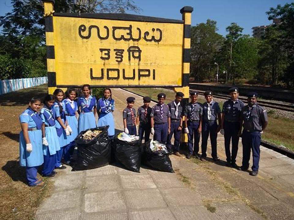 Swacha Bharat Service Project -udupi Karnataka .Indrali Railwaystation cleaning December month 2017