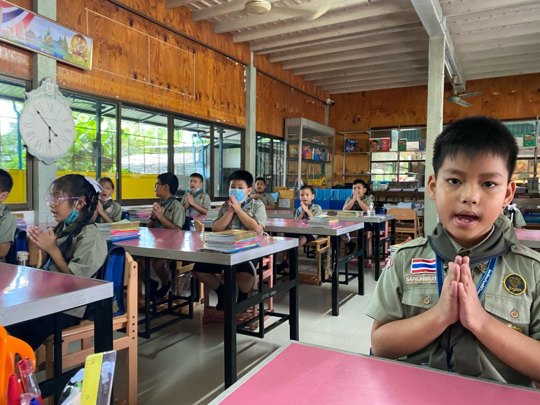 เด็กนำสวดมนต์