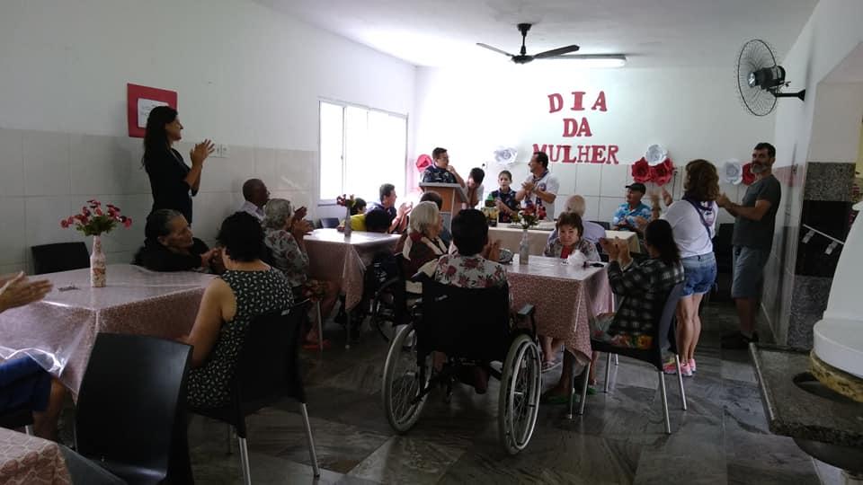 Parabéns para você - visita 06