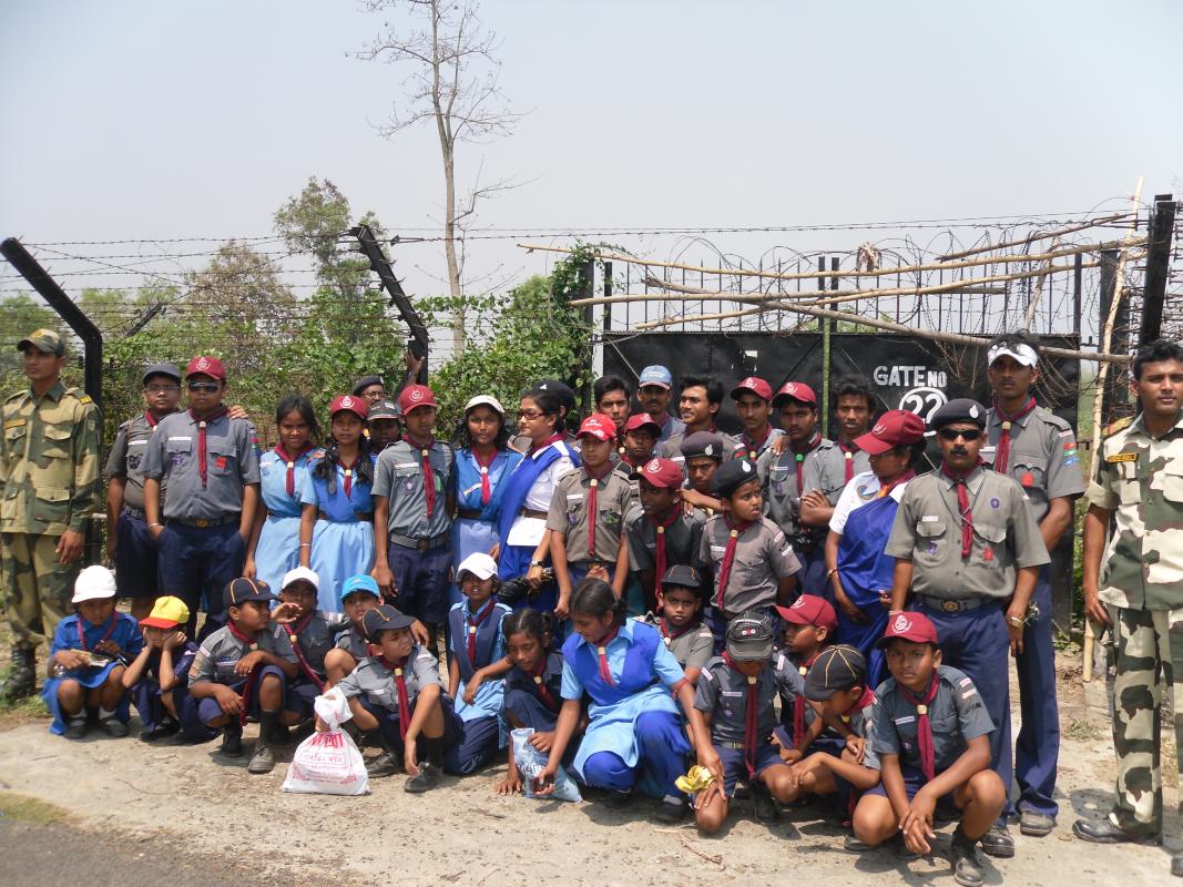 ONE DAY GROUP CAMP AT INDIA AND BANGLADESH BORDER,/hike