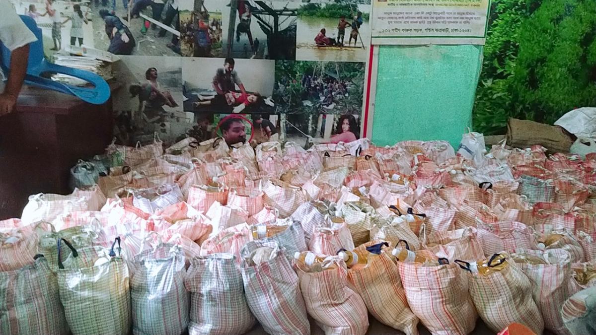 মধ্যবিত্ত পরিবারের জন্য মানবিক সহায়তা 