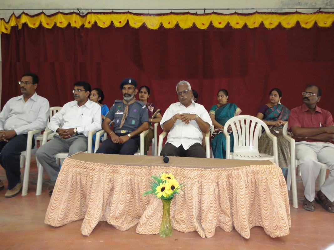 AWARENESS PROGRAMME FOR PALNT A TREE & HOUSE GARDEN AND KEEPING CLEAN SEMINAR FOR THE ENVIRONMENT DAY ON 04 JUNE 2014