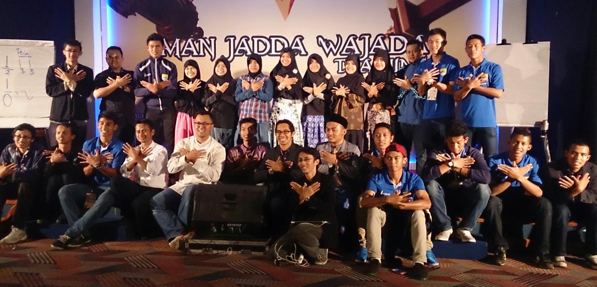 400 Inspired Non Scouts Reading Volunteering at once in Bandung as to Promote PRABUHI (Reading Volunteering Scouts)