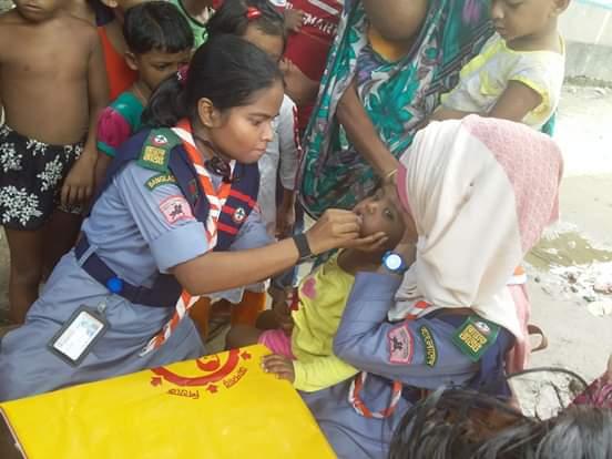 পোলিও টিকাদান কর্মসূচি পালন