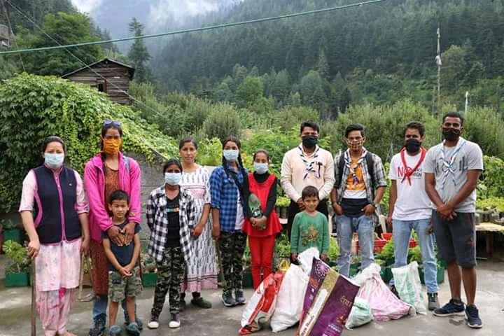  To make the world greener, planted a plant and made a better world.