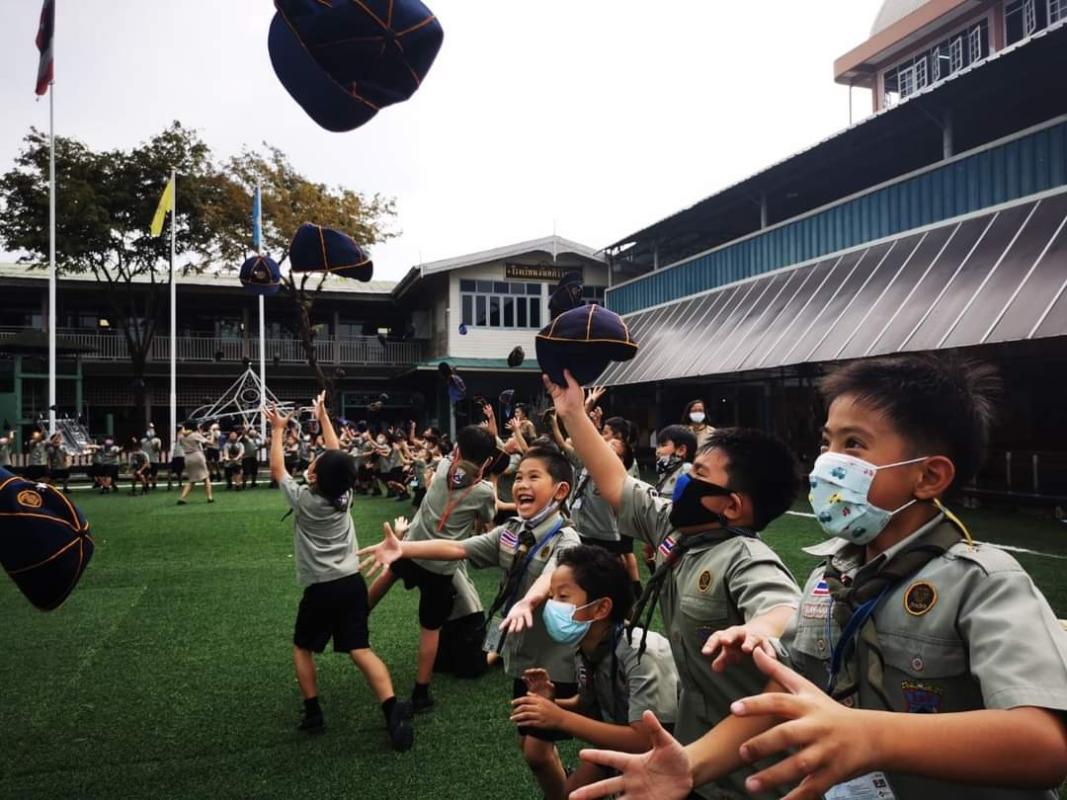 เปิดกอง