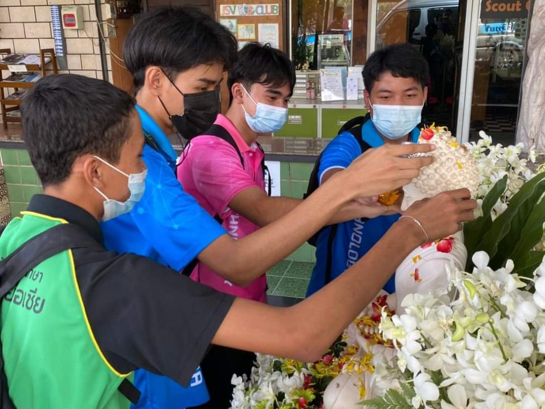 สงฆ์น้ำพระ