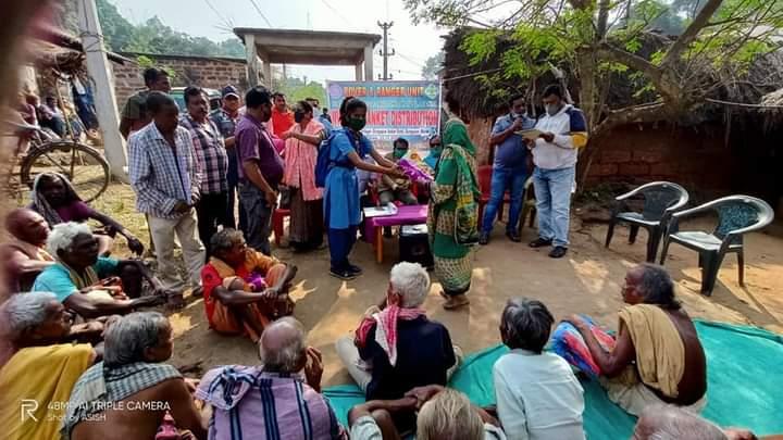 Blanket distribute