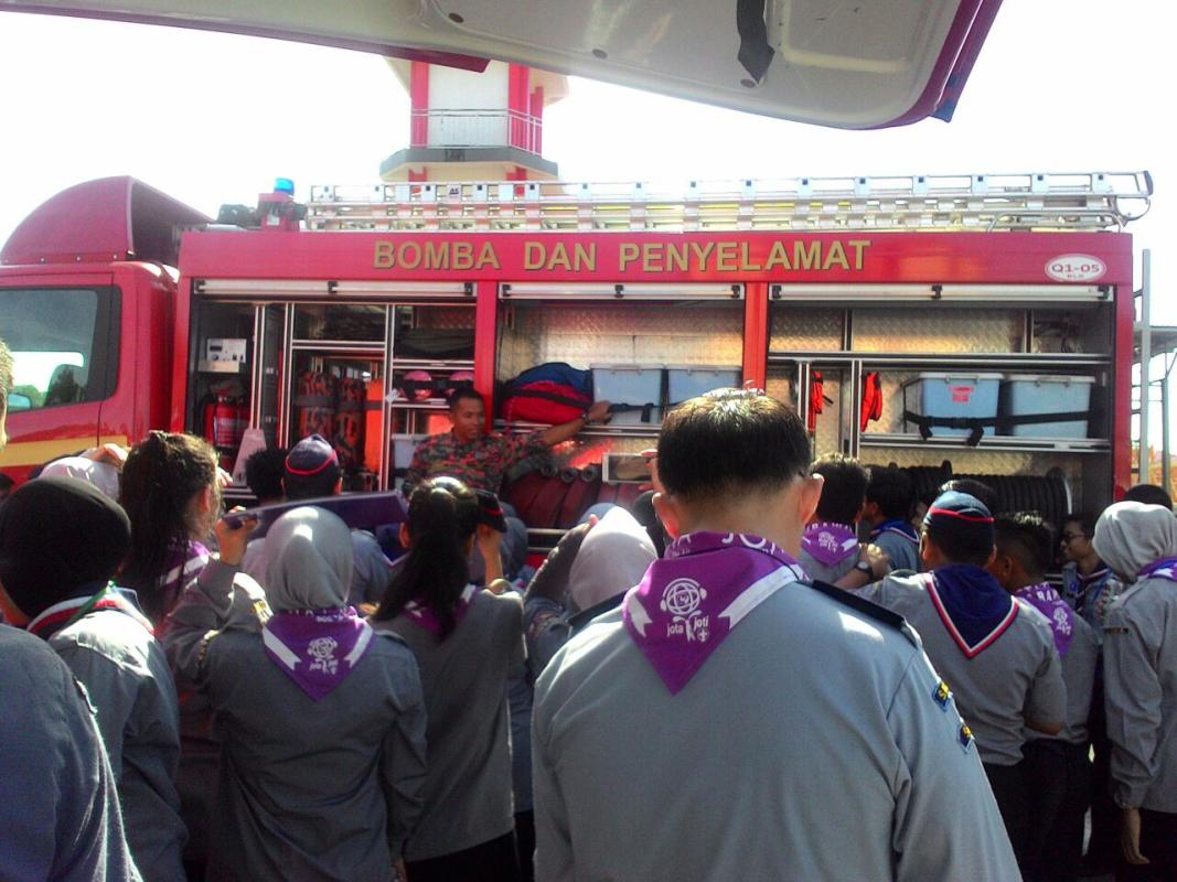 Lawatan ke Balai Bomba & Penyelamat 