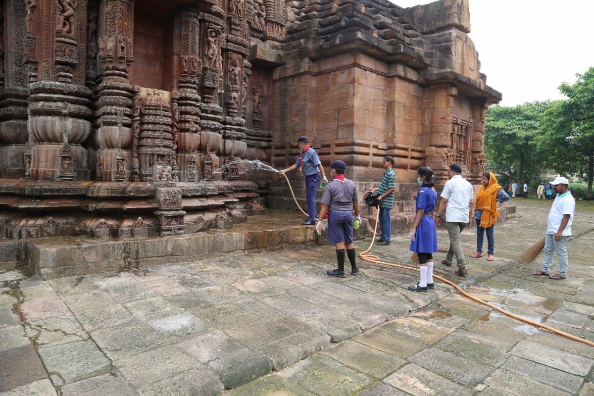 ADOPTION OF HISTORICAL MONUMENTS DAY 3