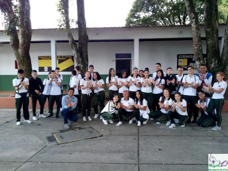 Jóvenes hacia la Paz