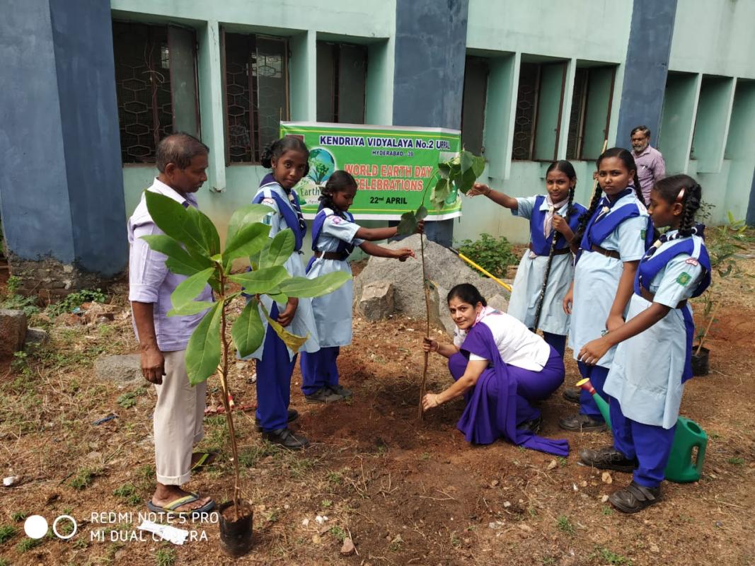 EARTH DAY PLANTING TREES World Scouting