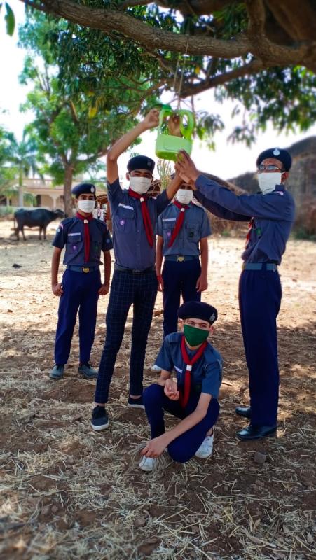 Service at Jhunjhunu Railway Staition for a special train for labours of Uttar Predesh state.