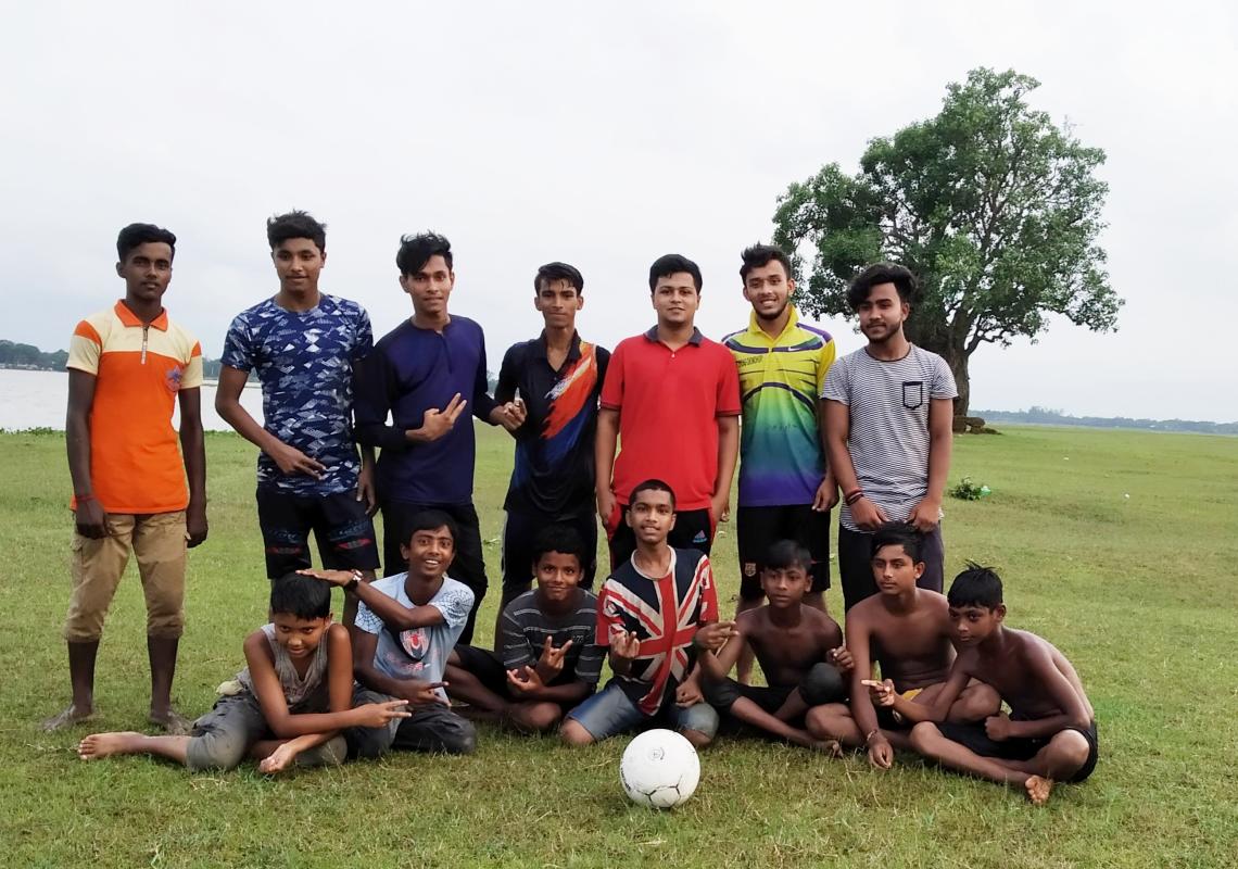 আনন্দ খেলা উদযাপন 