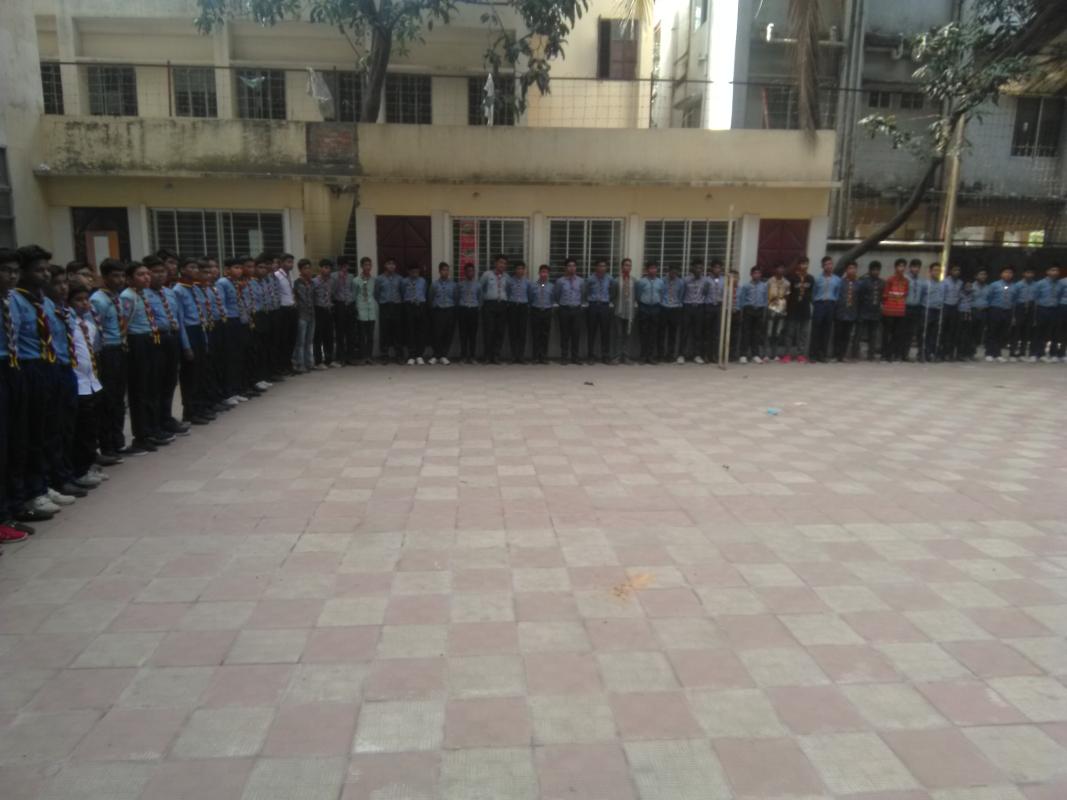 সাপ্তাহিক ট্রুপমিটিং 