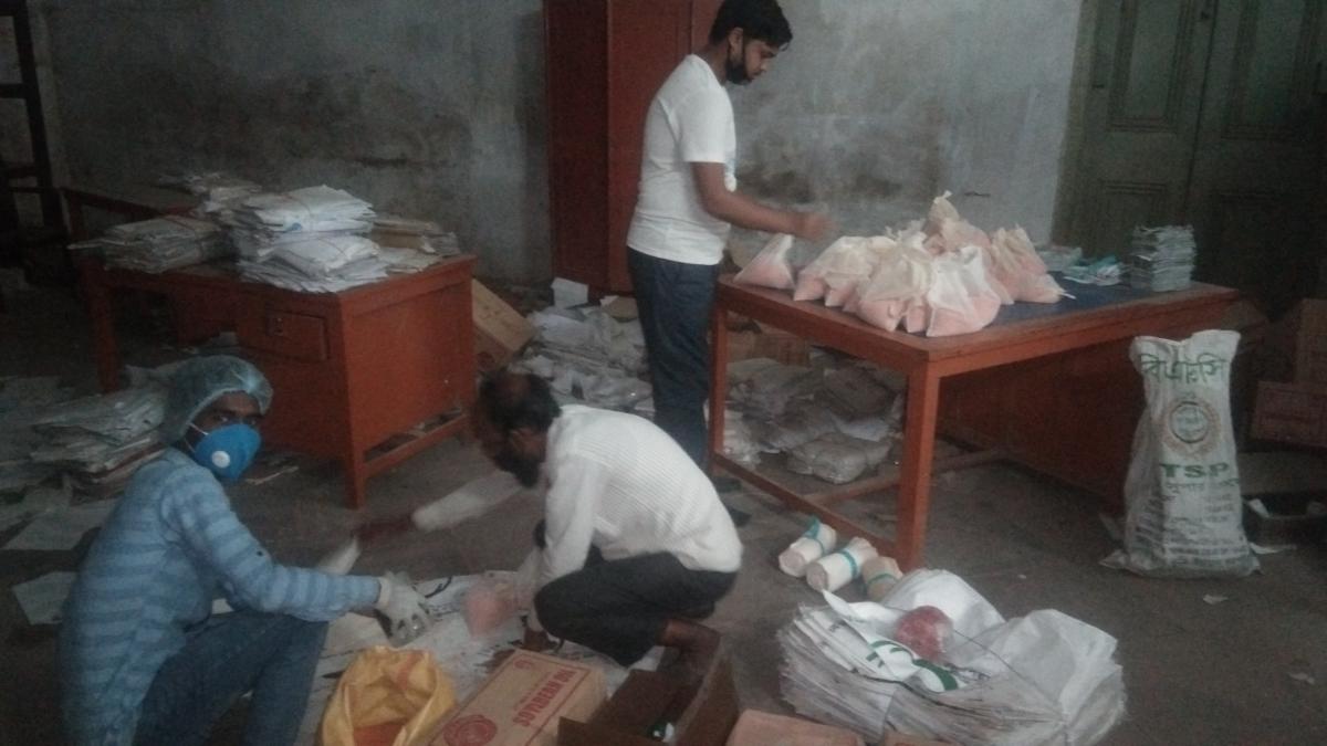 জেলা প্রশাসকের কার্যালয়ে সেবা প্রদান 