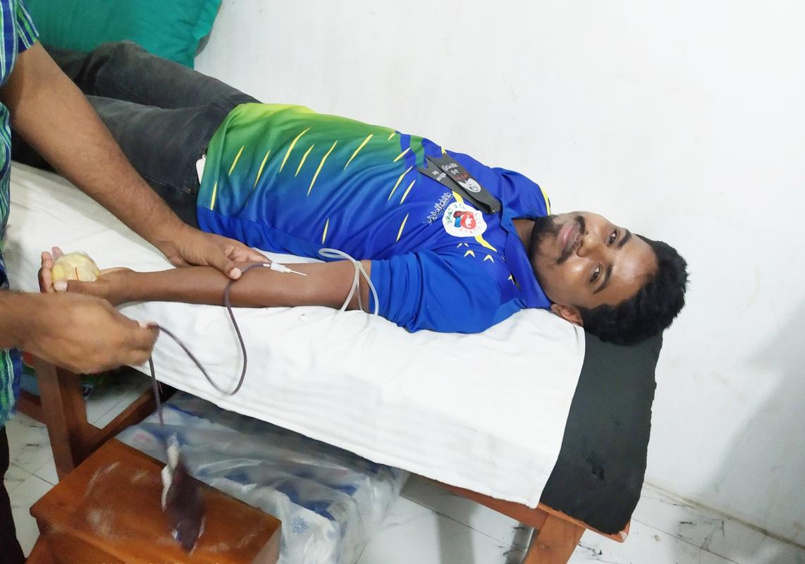 সেচ্ছায় রক্তদান....