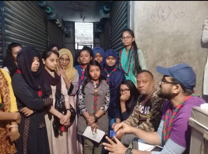 ক্রু মিটিং 