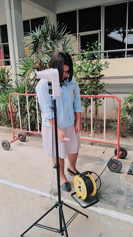 อาสาสมัคร​ตั้งจุดคัดกรองโควิด19