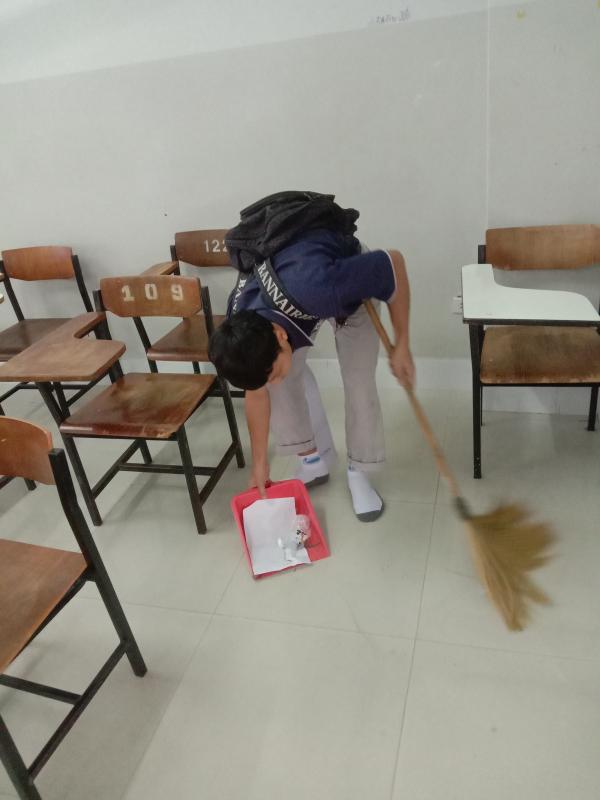 ทำความสะอาดห้องเรียน