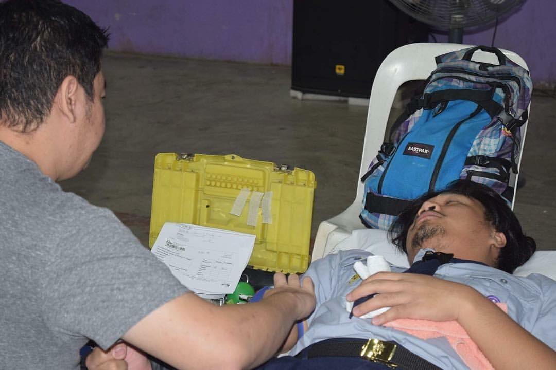 Rovers Scouts on Blood Letting Project