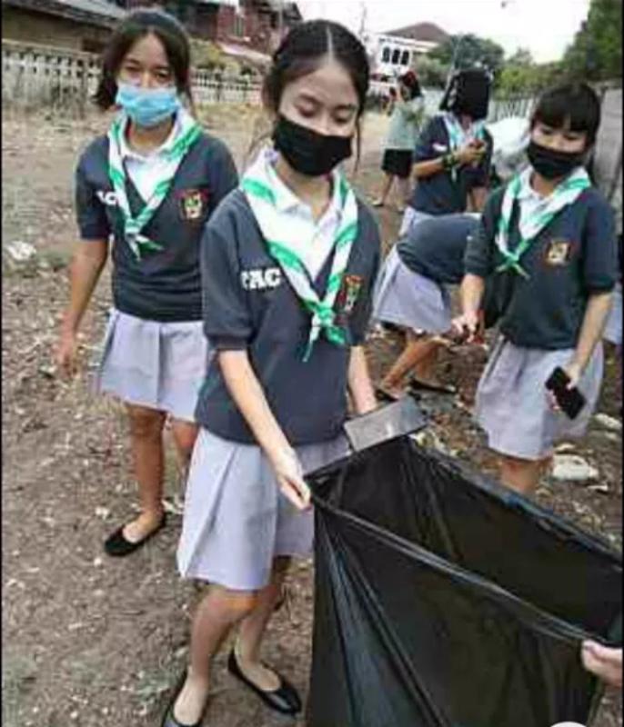 เก็บขยะ