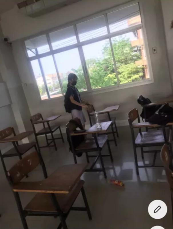 จัดโต๊ะ