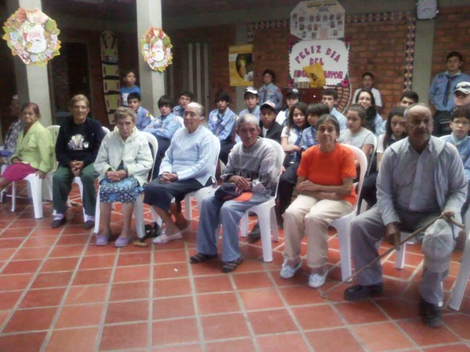 Visita al ancianto de Pamplonita
