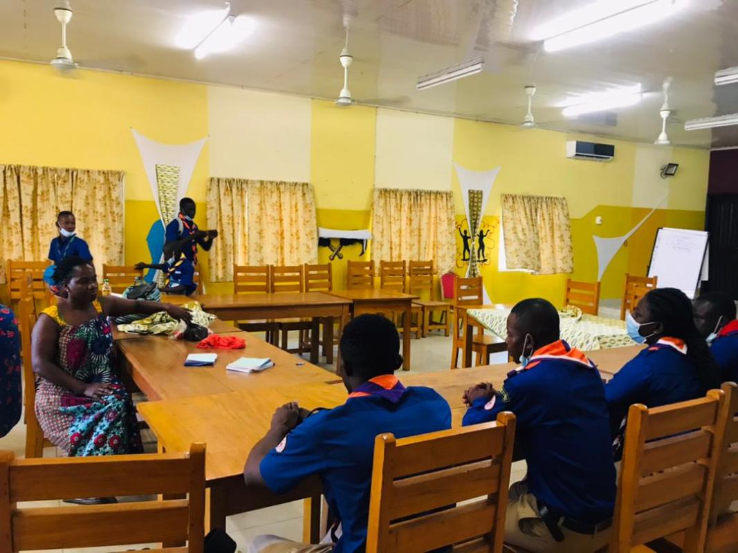 DON DES SCOUTS DU DISTRICT ABIDJAN ABOBO SUD A L'ORPHELINAT SOS VILLAGE D'ENFANT D'ABOBO