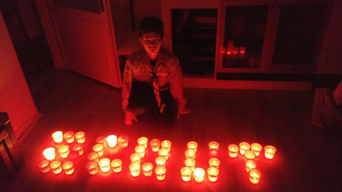 CAP : activity 08 / 10 : " EARTH HOUR"