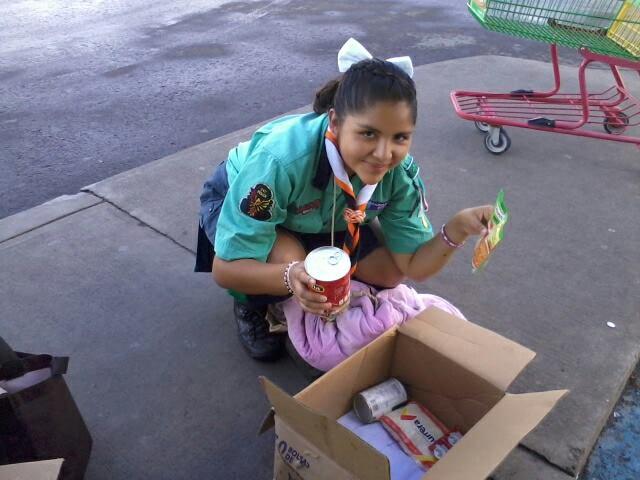 apoyando a damnificados de guerrero