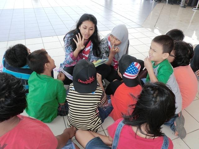 Jakarta's Volunteer Scouts "Hit" The National Monument