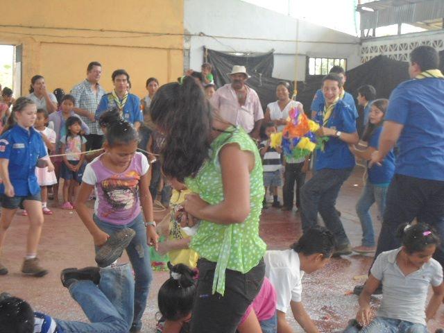 Una misión en navidad 2012