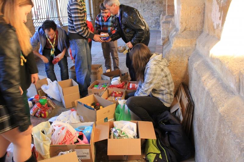 “Una llama de ilusión por un Kilo de esperanza”.